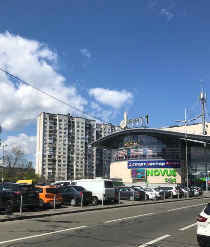 Apartment Obolon Metro Station