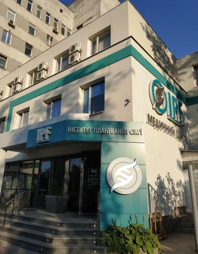 Apartment Near Lukyanovka Square