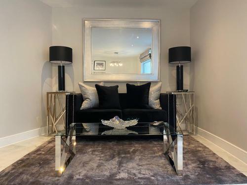 Exclusive Cardiff City Centre Apartment