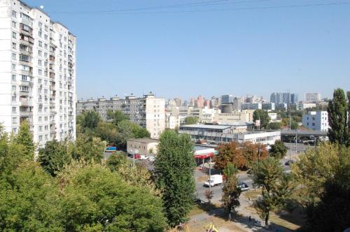 Apartment On Str Goloseevskaya 3