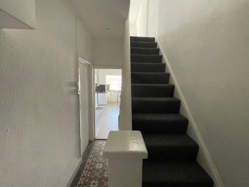 Apartamento Birchgrove 3 Bedroom Flat