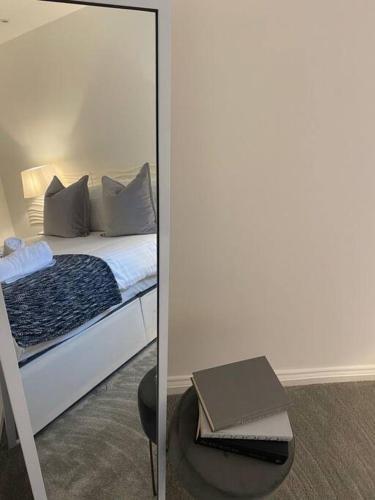 Fully Furnished And Stylishly Decorated Apartment (Flat 2)