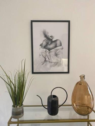 Fully Furnished And Stylishly Decorated Apartment (Flat 2)