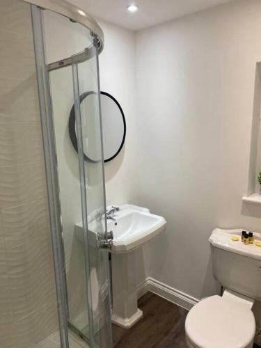 Fully Furnished And Stylishly Decorated Apartment (Flat 2)