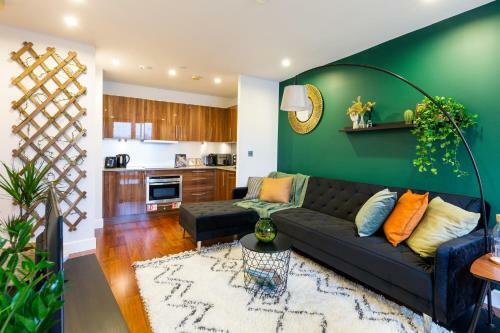 Fabulous Apartment Right In The Town Centre