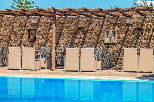 Aparthotel Amfitrion Hotel