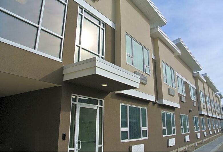 Hotel Kelowna Inn & Suites