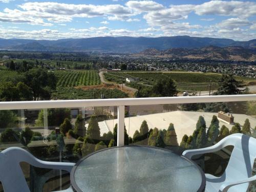 Aparthotel Acker Vacation Rentals Kelowna