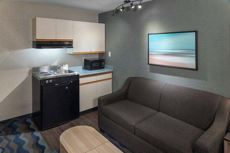 Hotel Accent Inns Kelowna