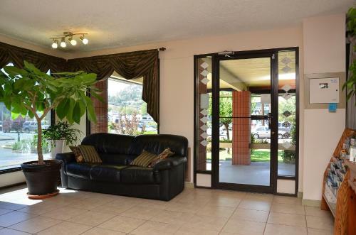 Posada Canadas Best Value Inn Kelowna
