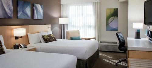 Hotel Delta Grand Okanagan Resort