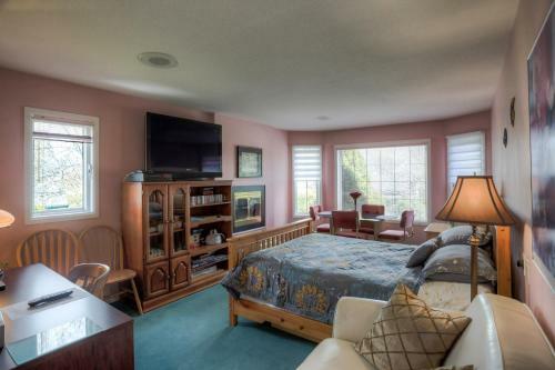 By The Bridge Bed & Breakfast