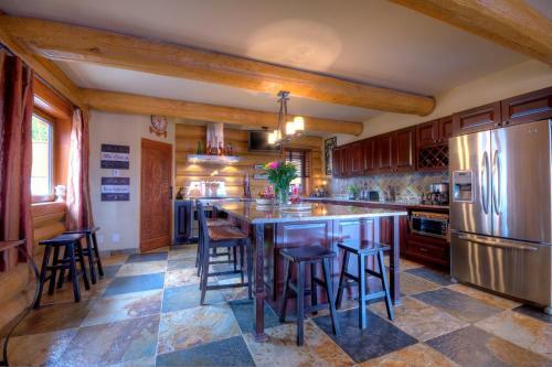 A Okanagan Lakeview B&B