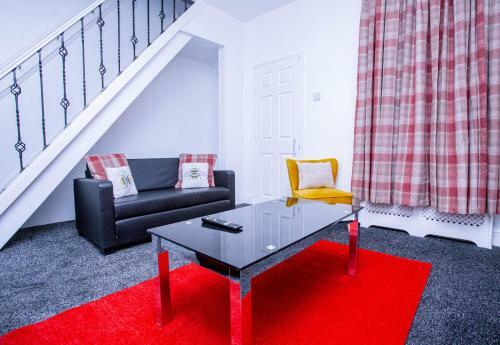 The Sapphire, Cosy & Comfy 3 Bed House-city Centre