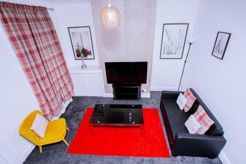 The Sapphire, Cosy & Comfy 3 Bed House-city Centre