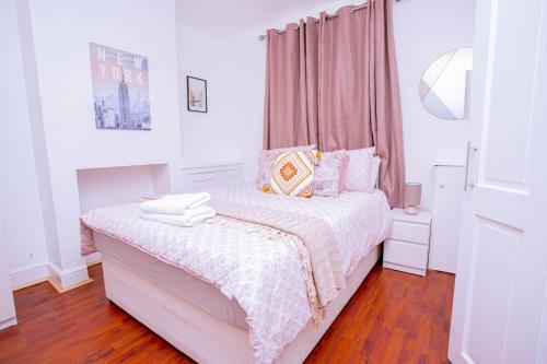 The Sapphire, Cosy & Comfy 3 Bed House-city Centre