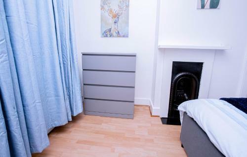 The Sapphire, Cosy & Comfy 3 Bed House-city Centre