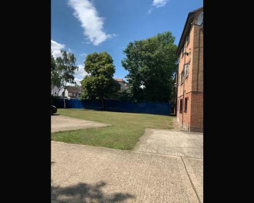 Stunning 1 Bedroom Apartment In Dagenham