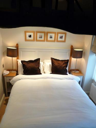 Hostal Manor House