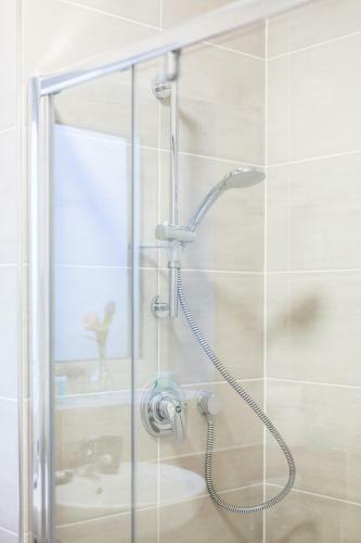 Lovely 2-bed Apartment In Dartford