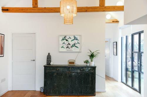 Contemporary Barn Conversion In Rural Suffolk - 4