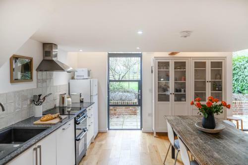 Contemporary Barn Conversion In Rural Suffolk - 4