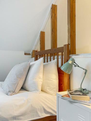 Contemporary Barn Conversion In Rural Suffolk - 4