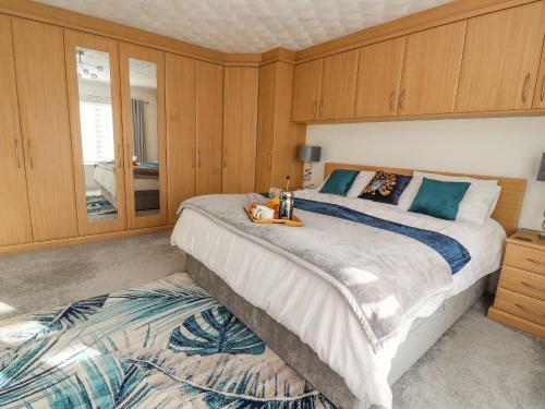 Ty Rhosyn