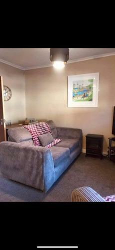 Gem On The Den 1 Bed Holiday Apartment In Centre