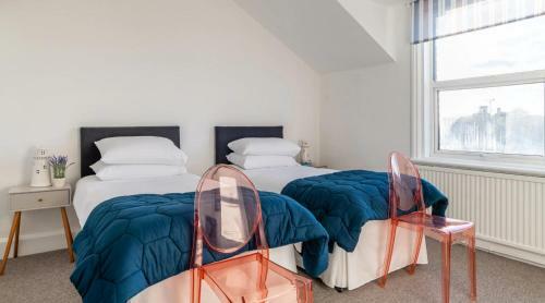 Tranquil Beachfront Beautiful 2-bed Apartment