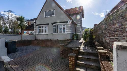 4-bedroom Detached House In Blackwell