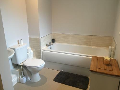 Pretty Properties - Chaldron Apartment