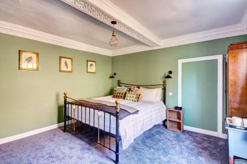 Bed & Breakfast Green Parrot House