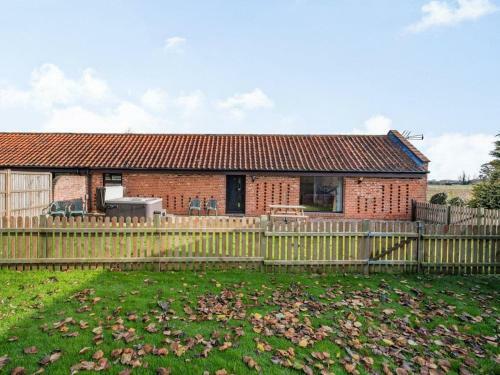 2 Brick Kiln Barns-ukc4317