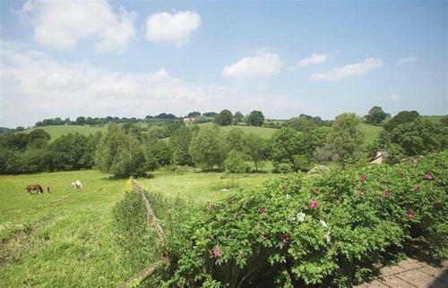 Host & Stay - Tregaer Mill Barn