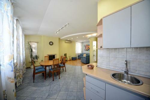 Artol Sophia Apartment