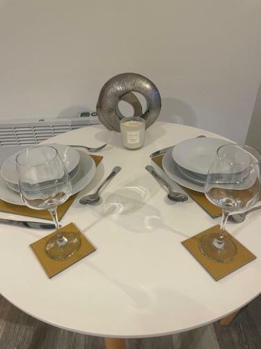 Apt608 Lovely 1 Bedroom Apartment - Free Parking