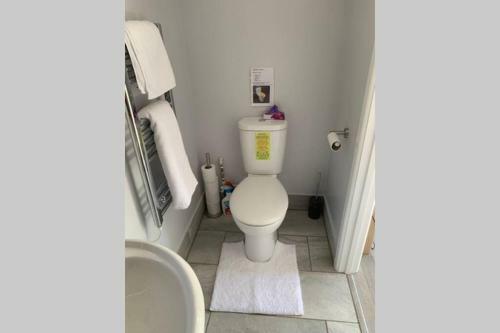Apartamento Independent Garden Studio - Sleeps Max 3.