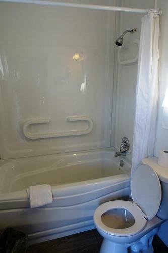 Hotel Margaree Riverview Inn