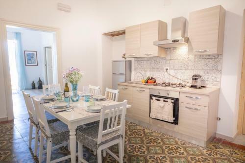Hostal Casanova B&B