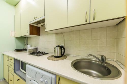 Lev Tolstoy Apartments