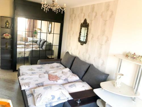 Zhulyany Rooms