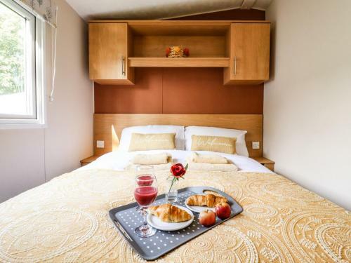 The Coastal Retreat Lodge