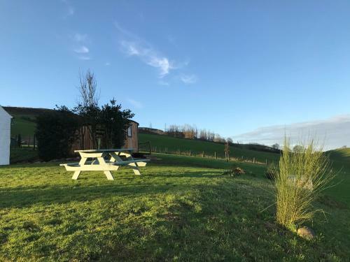 Jacquie's B&B -dumfries-room With A View
