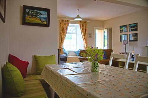 Arthur's Cottage