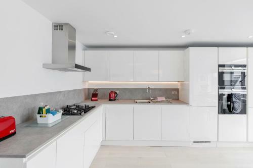 Roomspace Serviced Apartments- Walpole Court