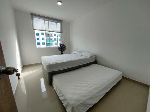 Apartamento Piso 8 Vista A Piscina Aqualina Orange