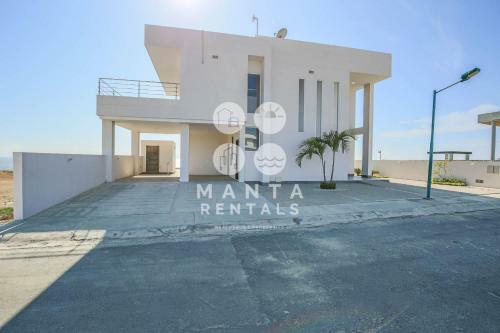 Modern Oceanfront Home With Pool In Playa Alta, Santa Marianita