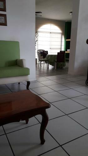 Villa En Urbanizacion Privada Punta Barandua
