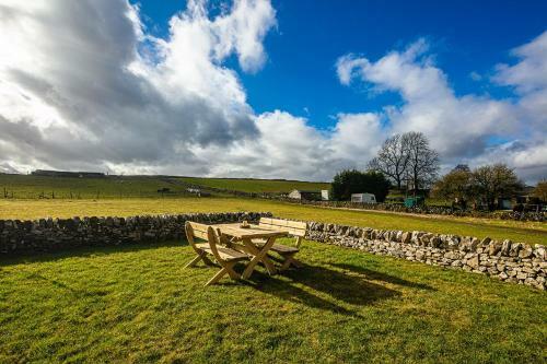 Hilldale Cottage